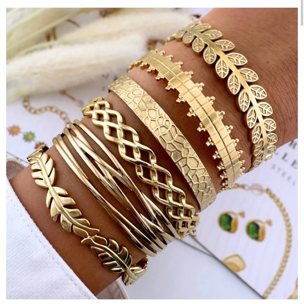 B6. Textured Bracelet - Picture 2 of 2